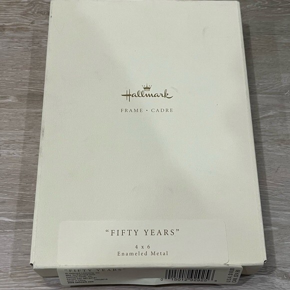 Hallmark 4x6 50th Anniversary Gold Metal Frame New in Box. - Picture 7 of 7